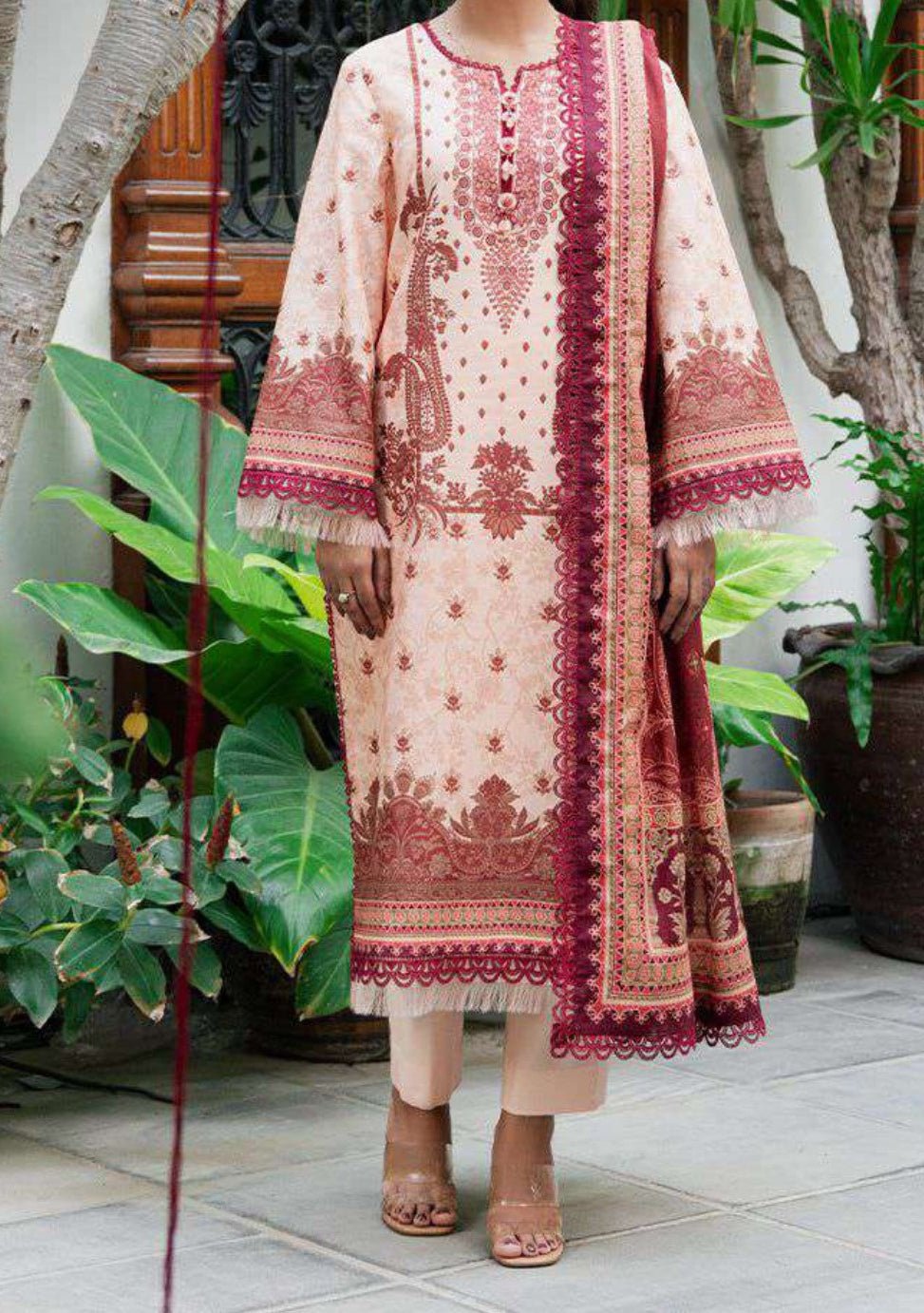 Asim Jofa Prints Ready Made Pakistani Lawn Dress main image 1