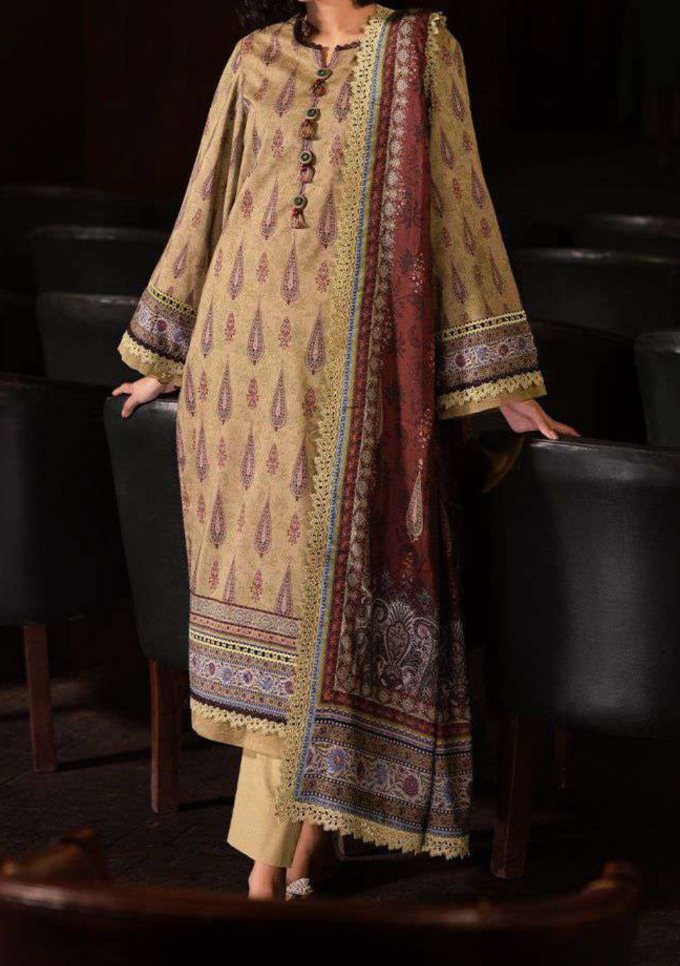 Asim Jofa Prints Ready Made Pakistani Lawn Dress main image 0