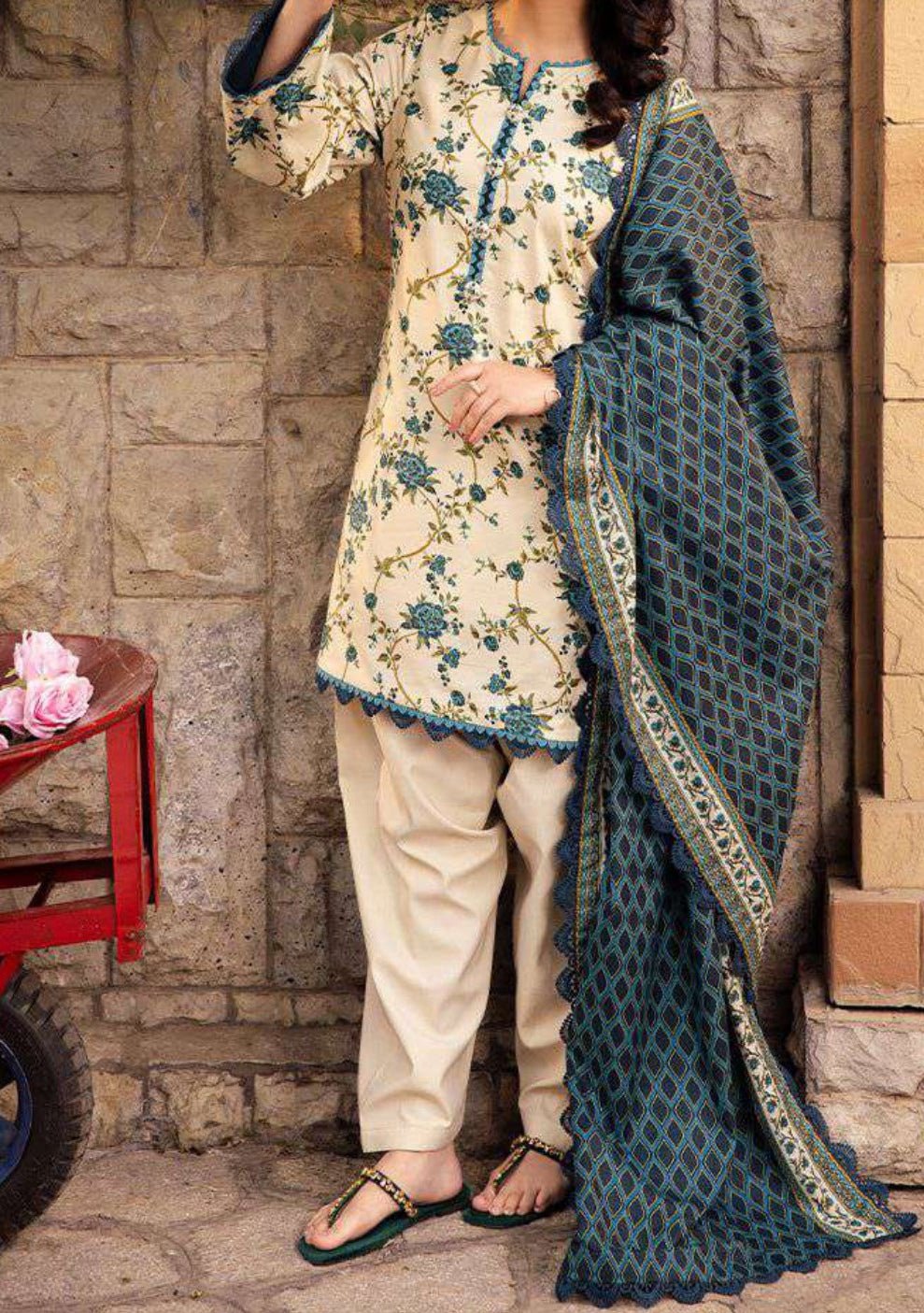 Asim Jofa Prints Ready Made Pakistani Lawn Dress main image 1