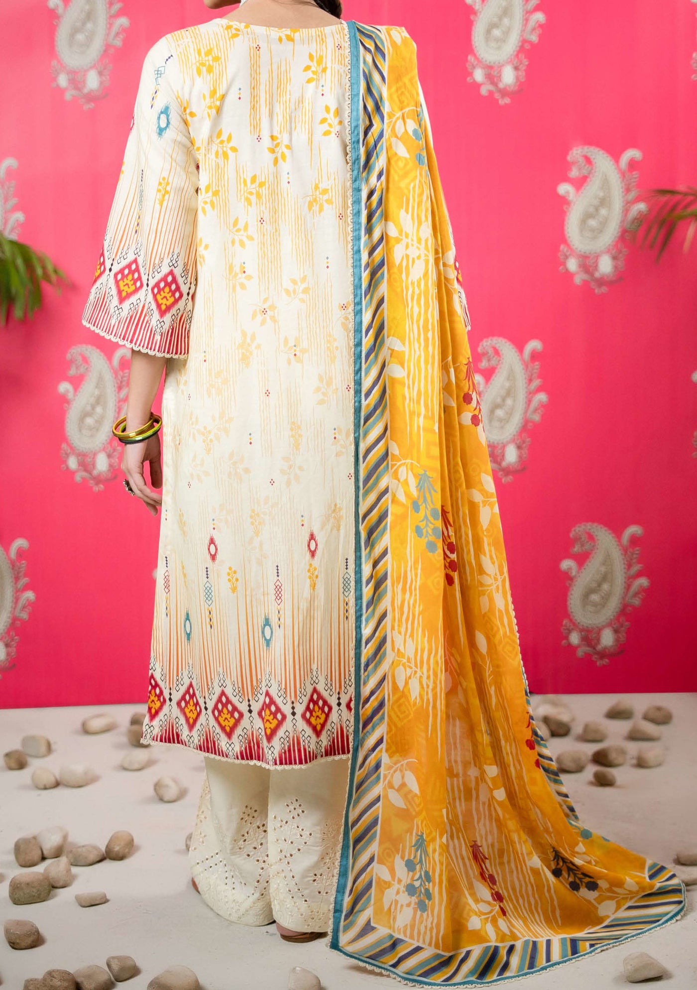 Gulljee Naqsh Ready Made Embroidered Printed Lawn