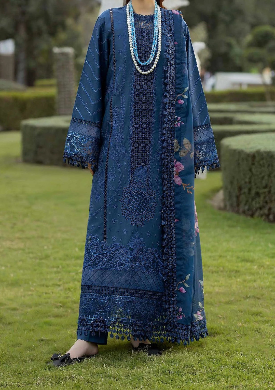 chinese dress ladies SHEIN Modelyn Ladies' Stand Collar Solid Color Belted Lace Splicing El main image 1