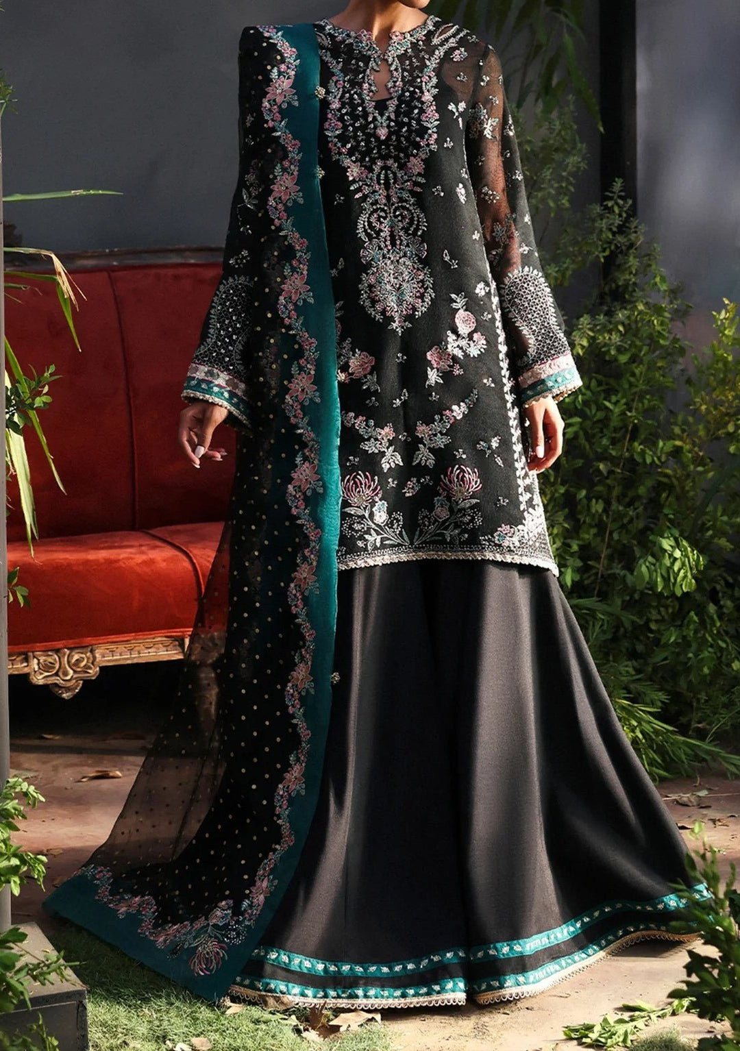 Top Pakistani Designer Dresses Online Shopping With Free Shipping and Free  Custom Tailoring