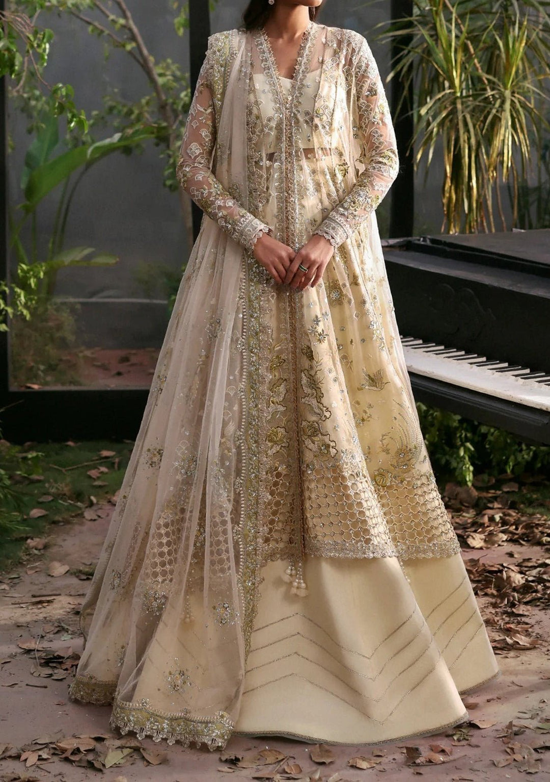 Top Pakistani Designer Dresses Online Shopping With Free Shipping