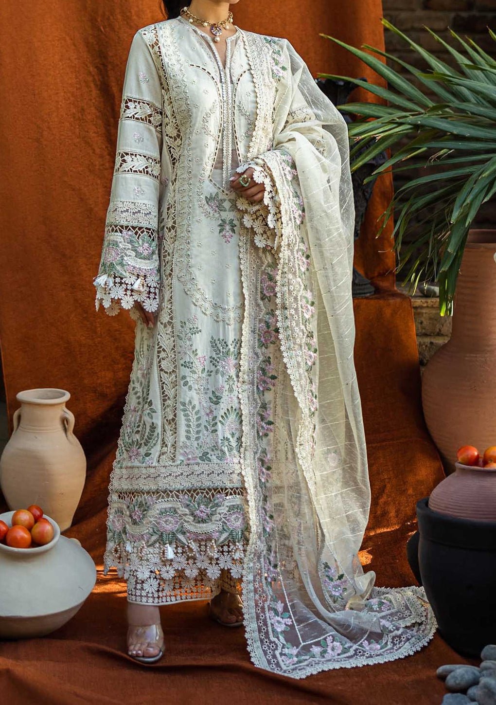 Akbar Aslam Sylva Pakistani Luxury Lawn - db28193