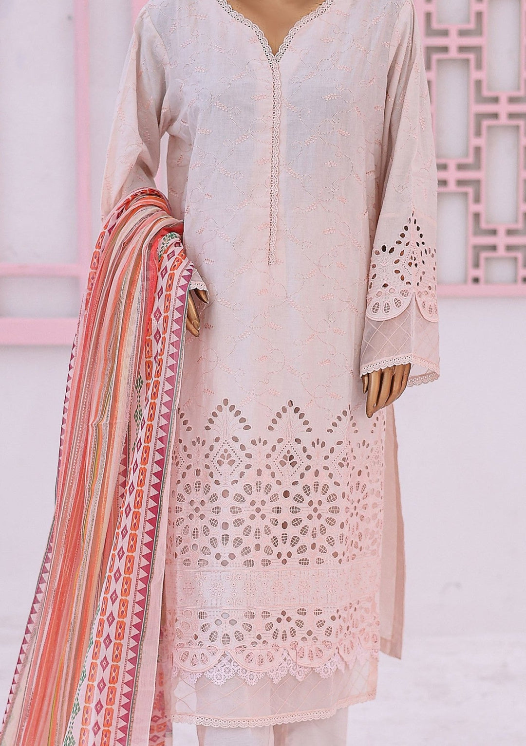 Pakistani chikankari dresses best sale