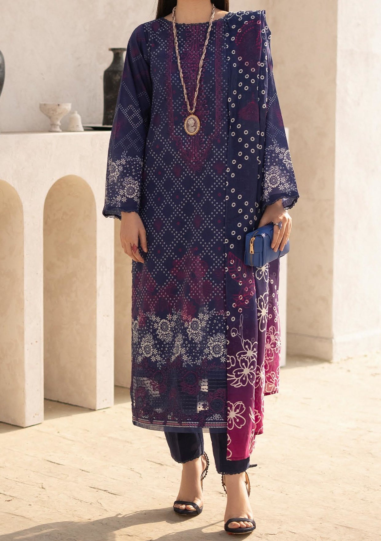 Gulljee Morja Ready Made Embroidered Printed Lawn - db26575