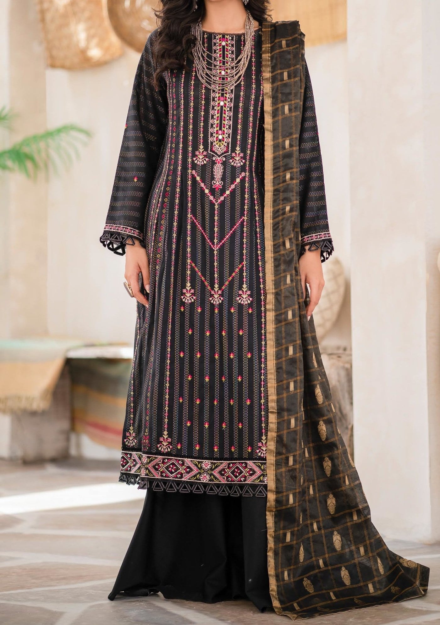 Kalakari Pakistani Embroidered Lawn Dress - db28872 Kalakari Pakistani Embroidered Lawn Dress - db28872