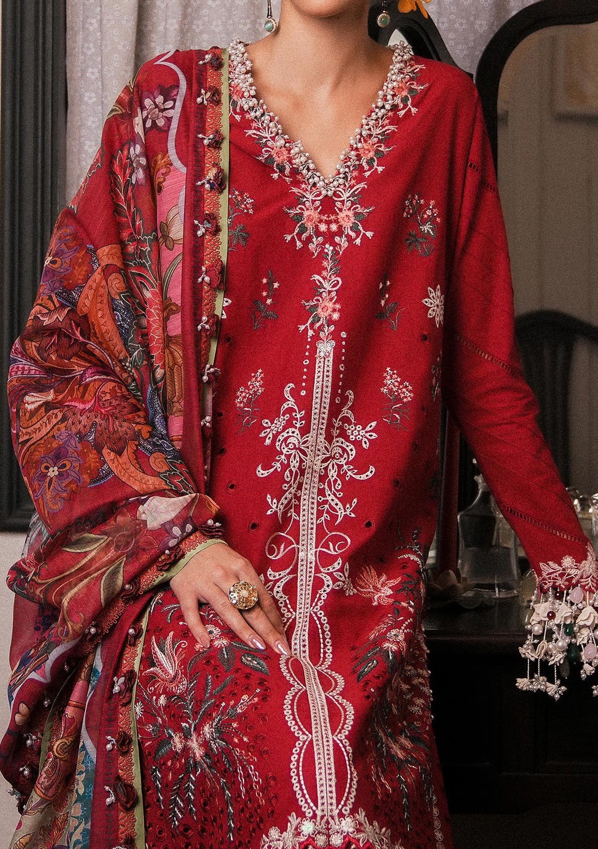 Sana Safinaz Pakistani Luxury Lawn - db28889