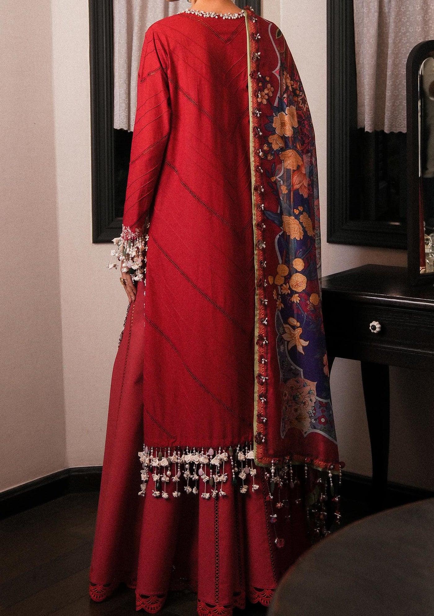 Sana Safinaz Pakistani Luxury Lawn - db28889