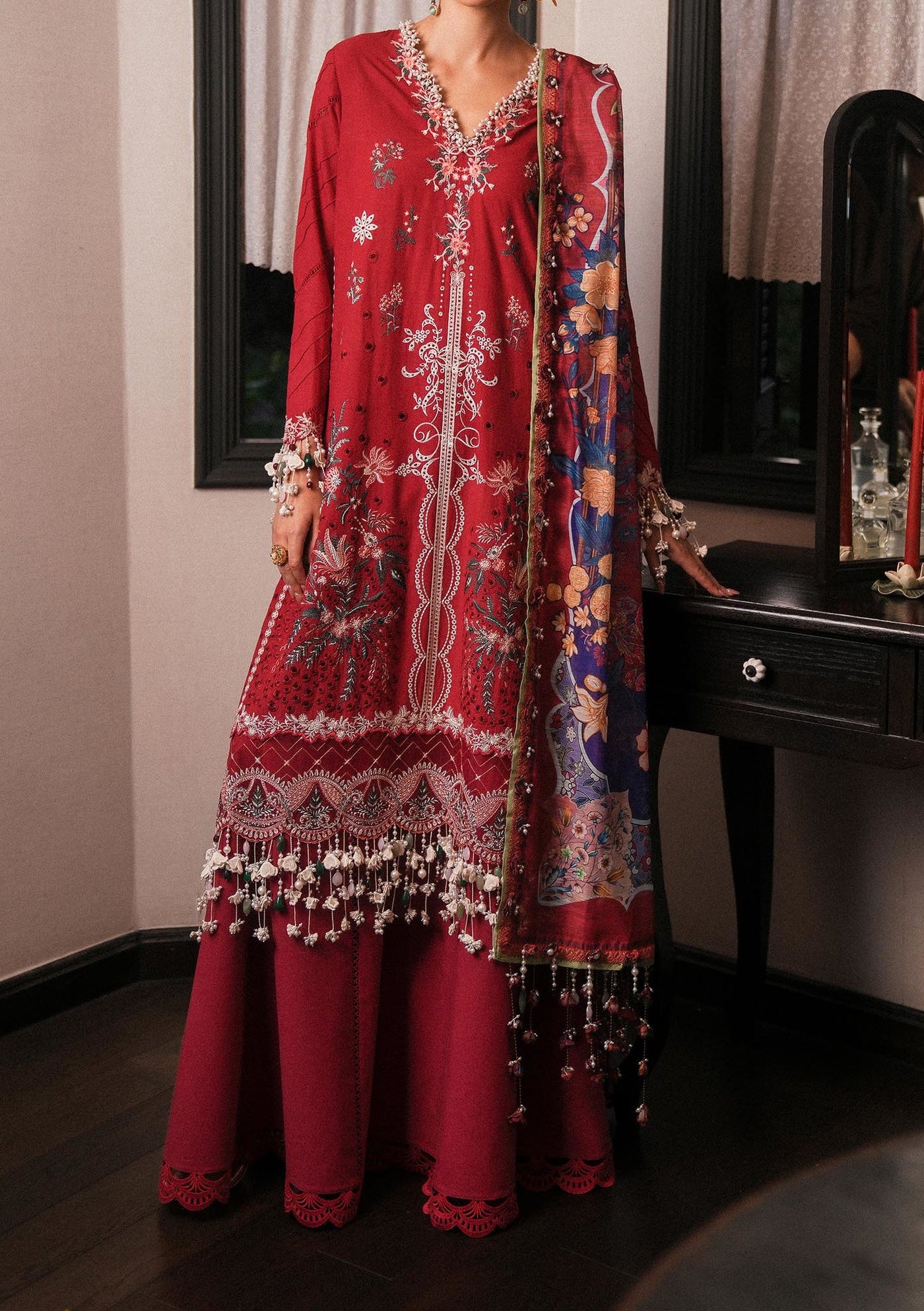 Sana Safinaz Pakistani Luxury Lawn - db28889