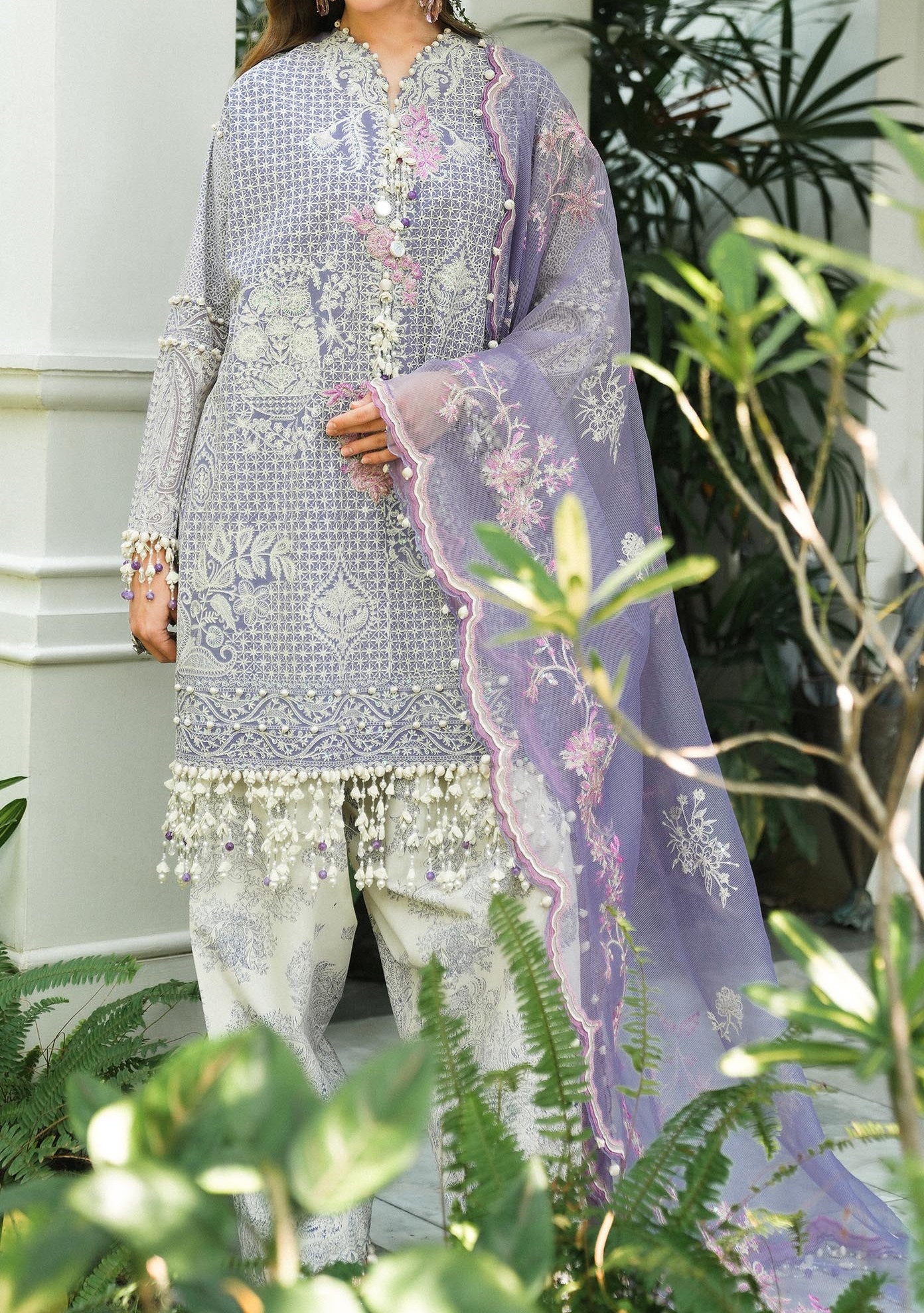 Sana Safinaz Pakistani Luxury Lawn - db28881