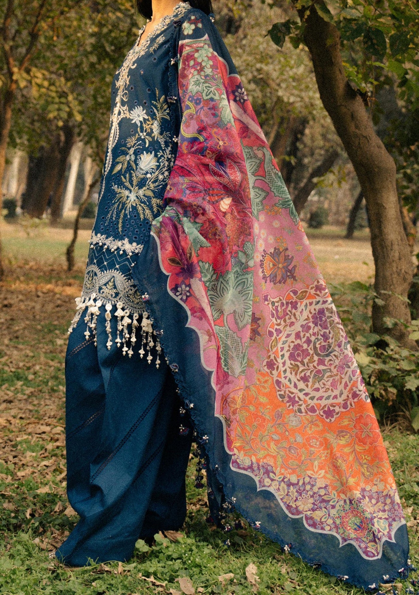 Sana Safinaz Pakistani Luxury Lawn - db28890