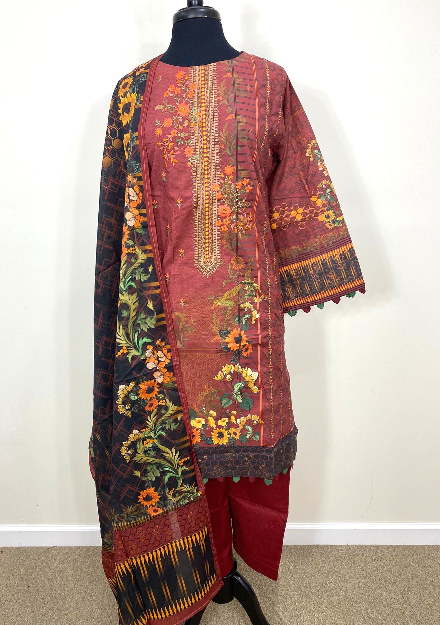 Bin Saeed Embroidered 3 Pieces Ready Made Lawn Dress - db19238