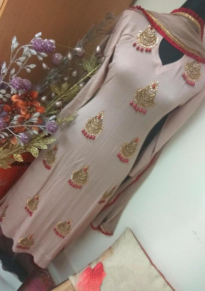 Boutique Designer Georgette Salwar Kameez Suit: Deshi Besh.