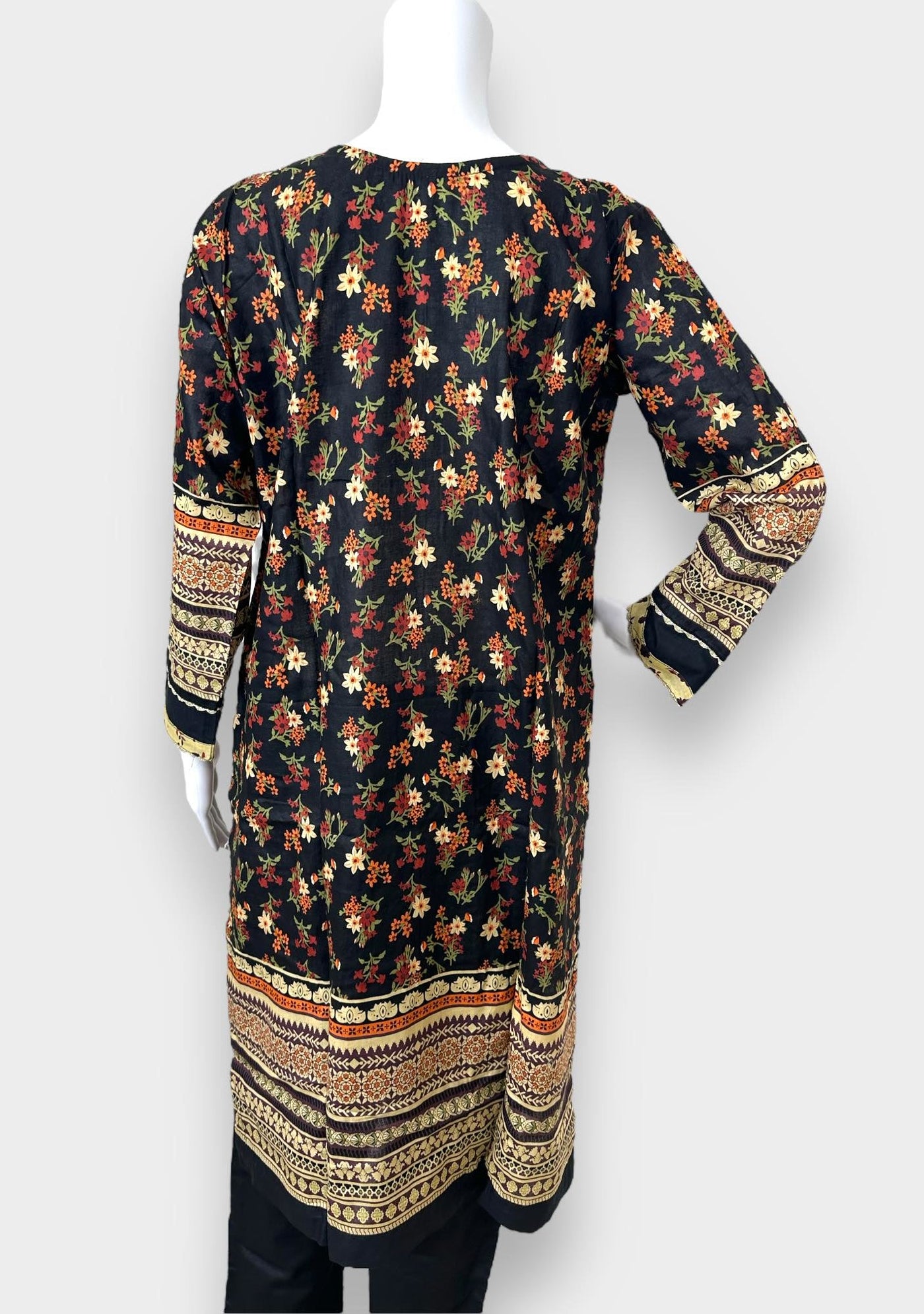 Embroidered 3 Pieces Pakistani Cotton Dress - db25697