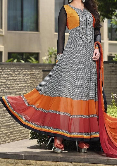 Essenza By Lamhe Designer Anarkali Suit: Deshi Besh.