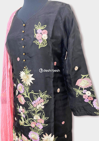 Exclusive Boutique Designer Heavy Embroidered Salwar Suit - db18967