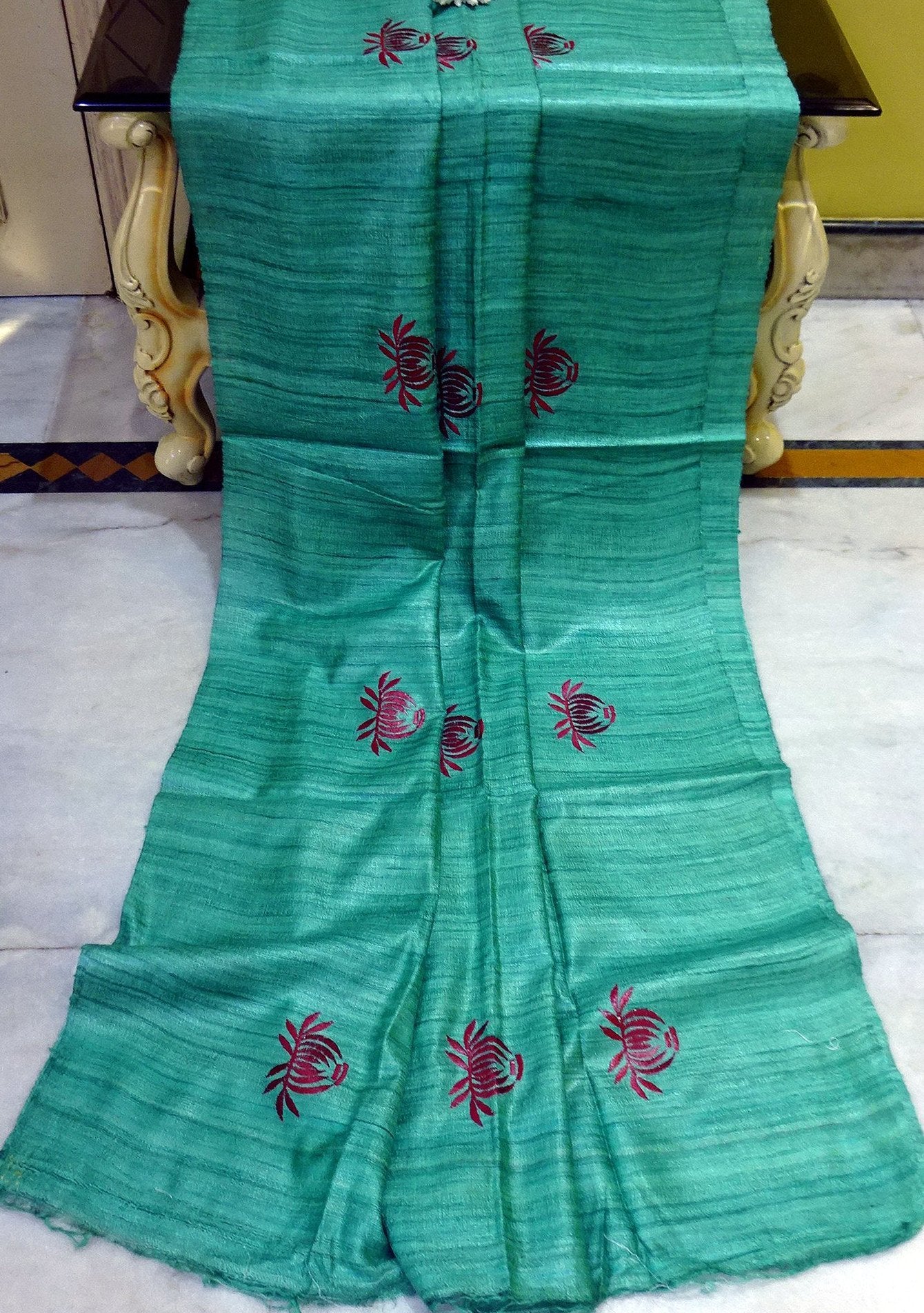Exclusive Traditional Designer Tussar Silk Saree: Deshi Besh.