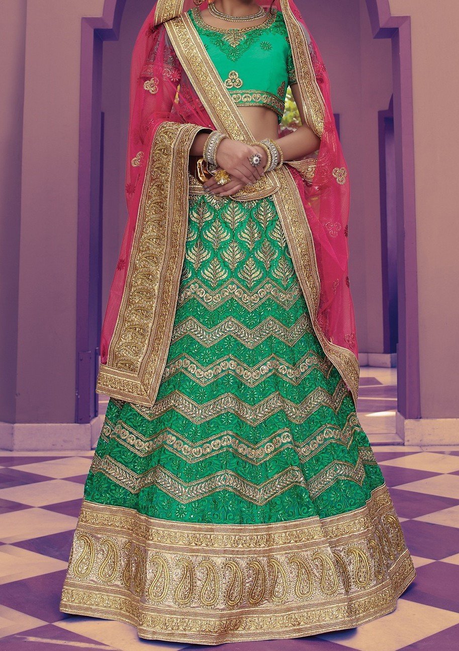 Princess Bridal Wear Designer Lehenga Choli: Deshi Besh.
