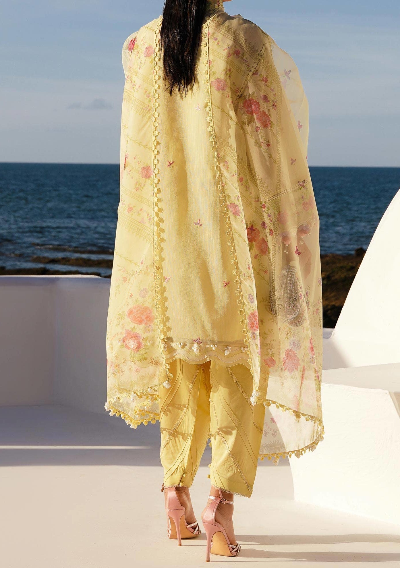 Sana safinaz outlet yellow suit