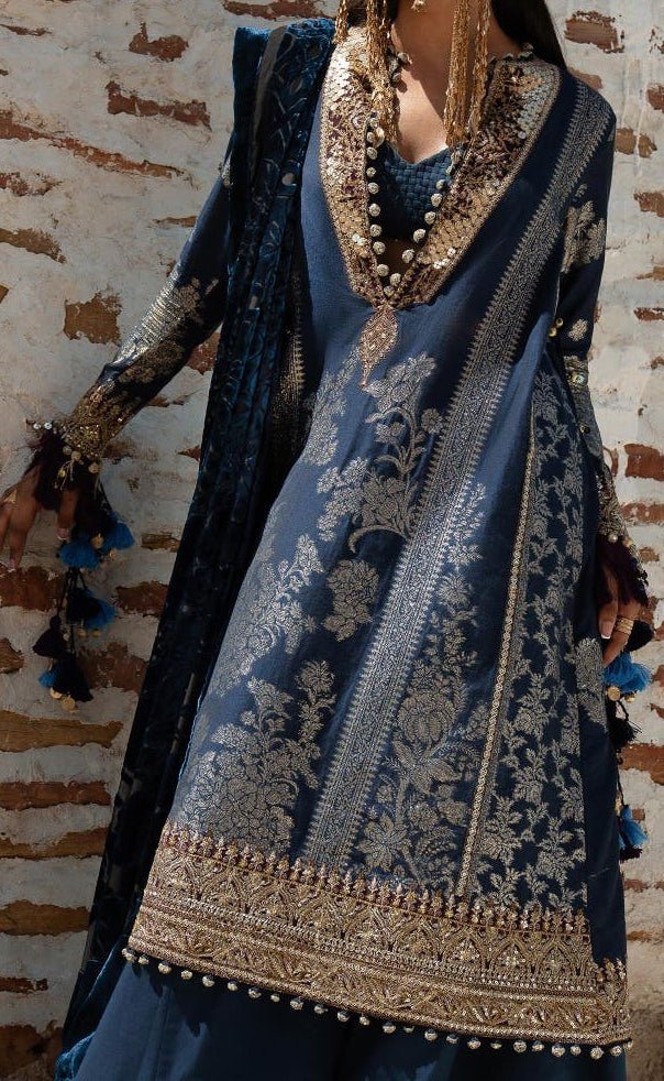 Sana Safinaz Winter Pakistani Luxury Dress - db24053
