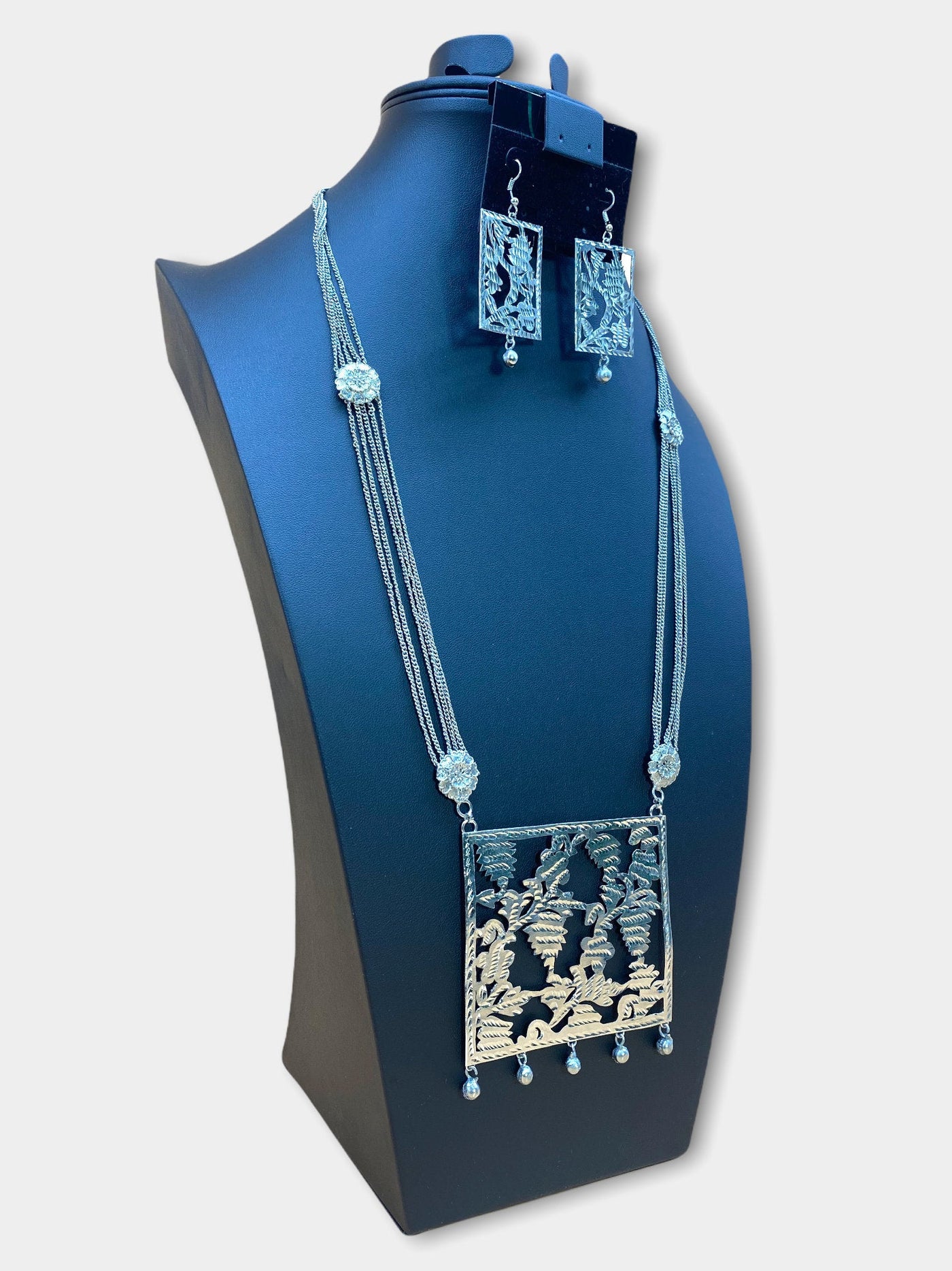 Silver Plated Jamdani Cut Work Long Necklace Set - dba079