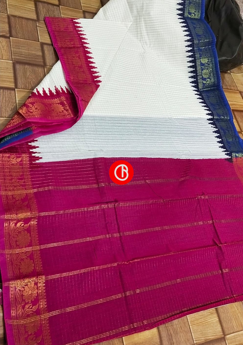 Traditional Handloom Indian Madurai Cotton Saree - db18238